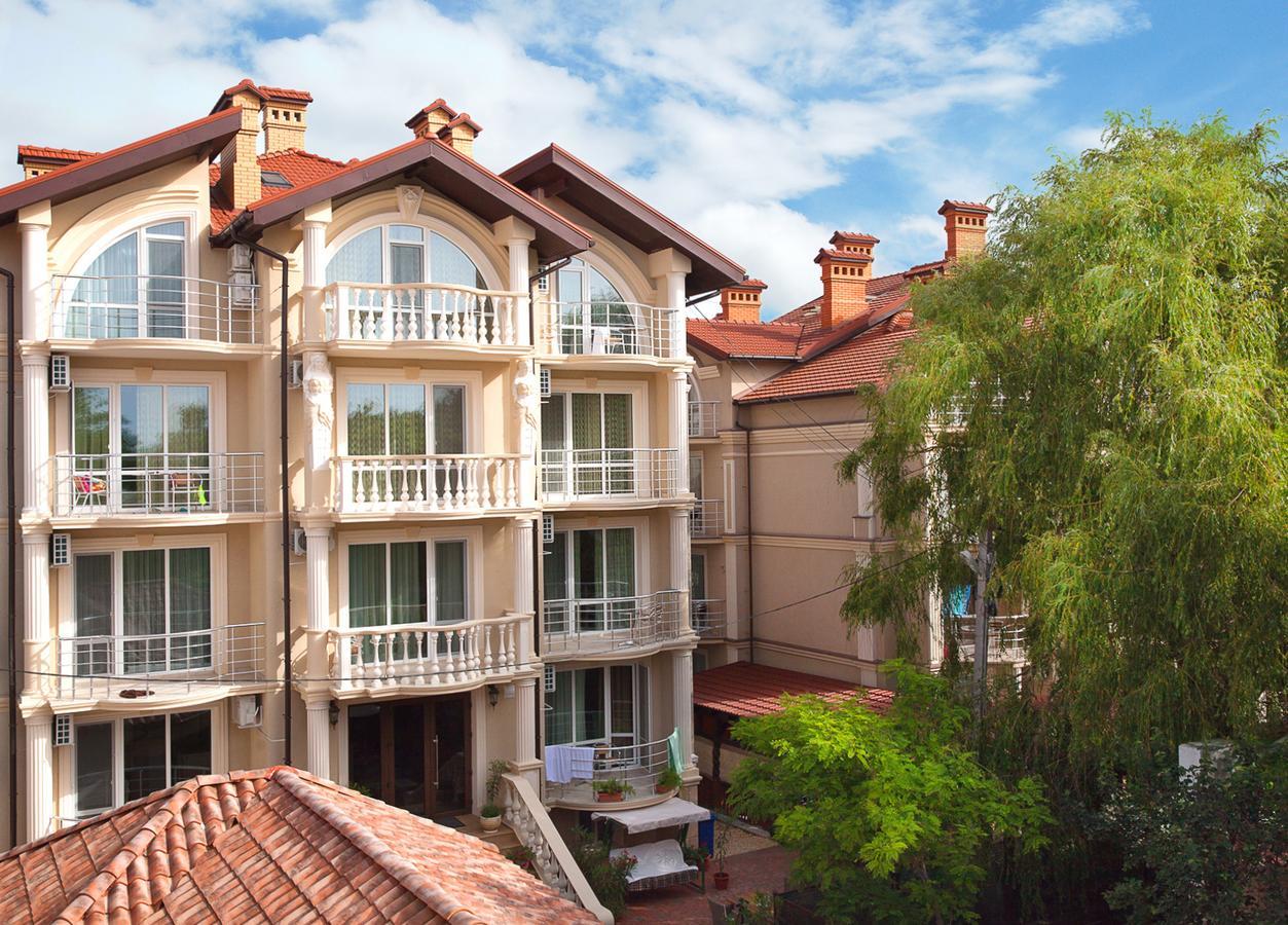 Pharaon De Lux Hotel Zatoka Exterior photo