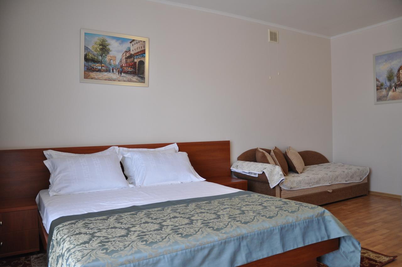 Pharaon De Lux Hotel Zatoka Exterior photo